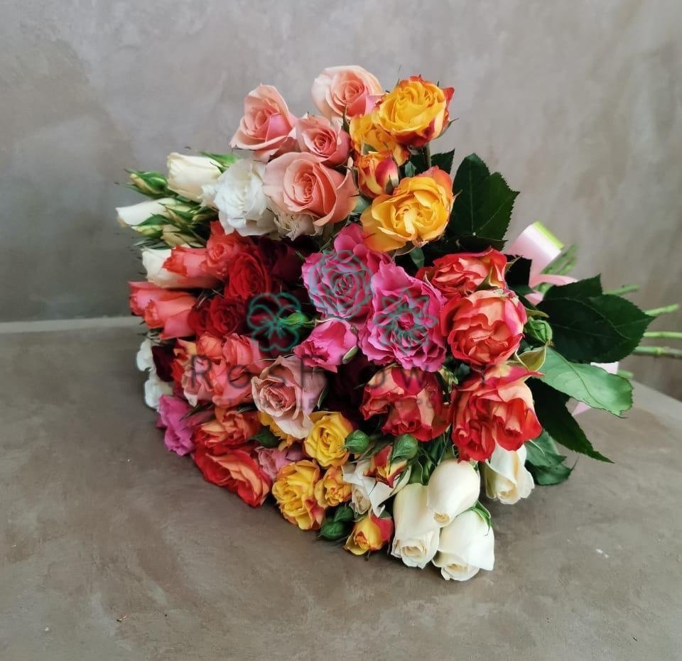 Букет цветов из: Розы в Дербентской