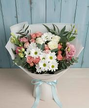 Букет цветов из:  Розы, Лизиантусы и Хризантемы в Дербентской