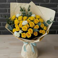 Букет цветов из:  Розы в Дербентской