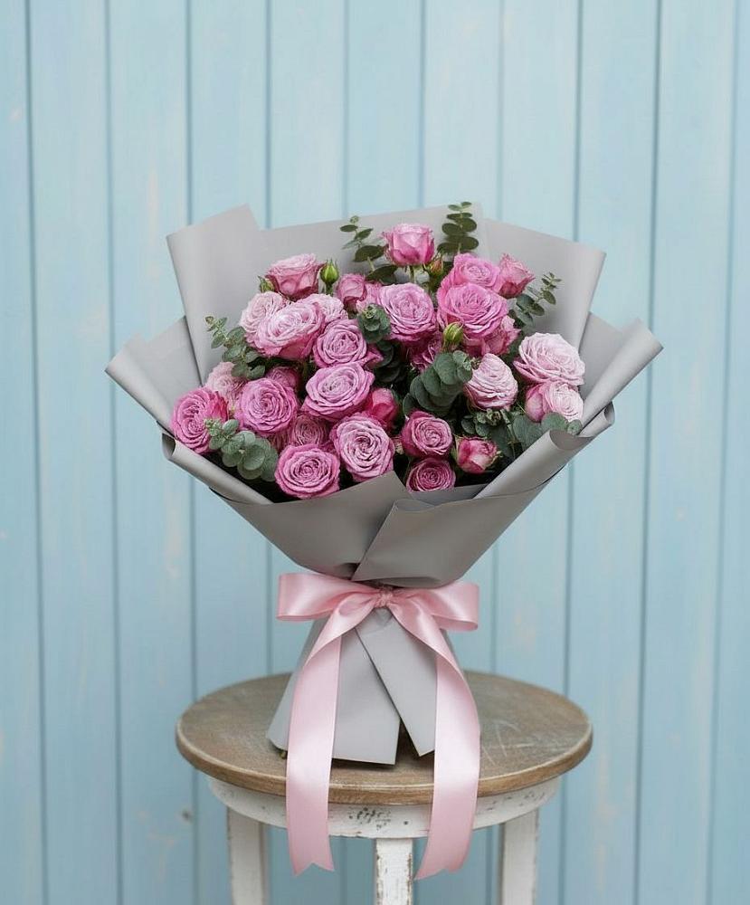 Букет цветов из: Розы в Дербентской