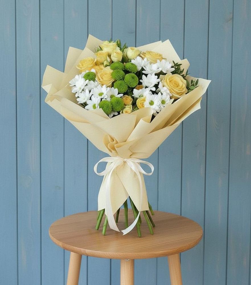 Букет цветов из: Хризантемы и Розы в Дербентской