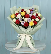 Букет цветов из:  Розы в Дербентской