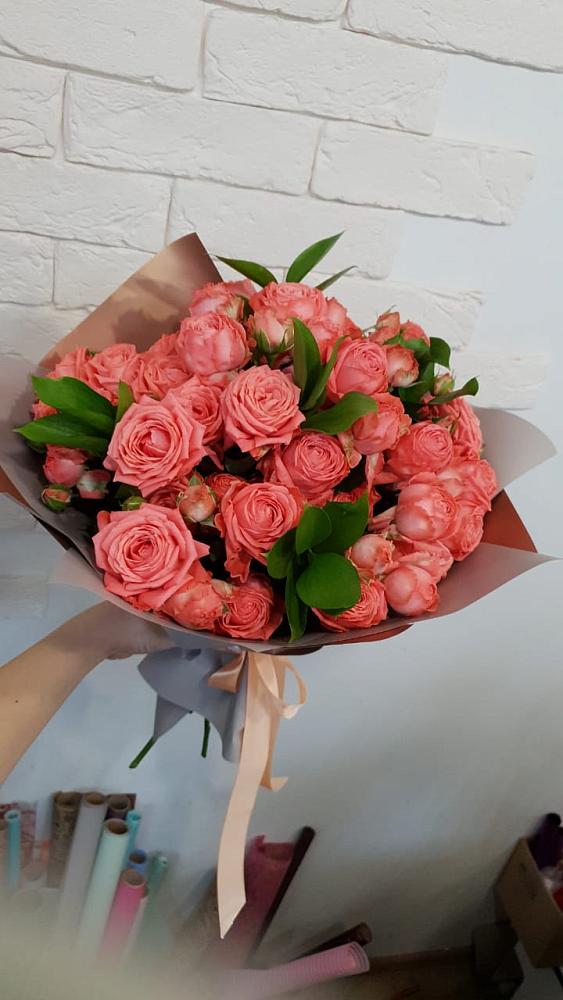 Букет цветов из: Розы в Дербентской