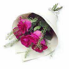 Букет цветов из:  Розы в Дербентской