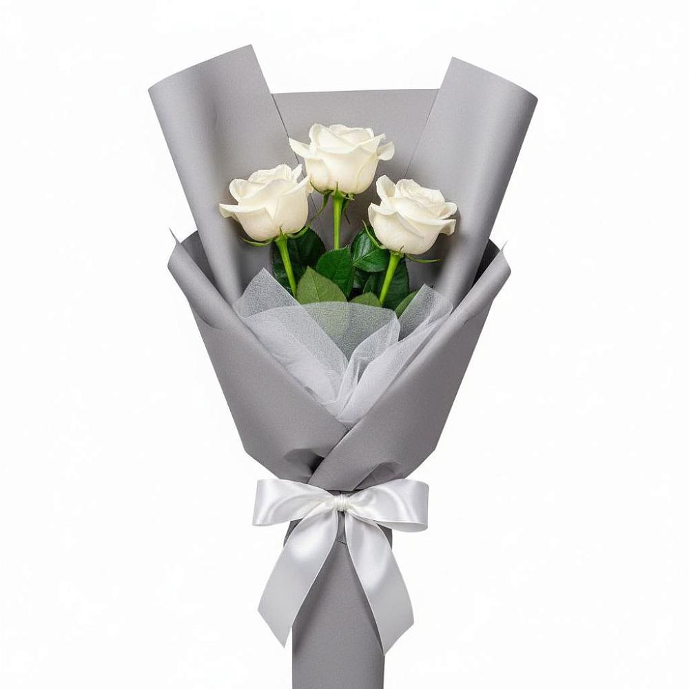 Букет 3 белые розы в Дербентской