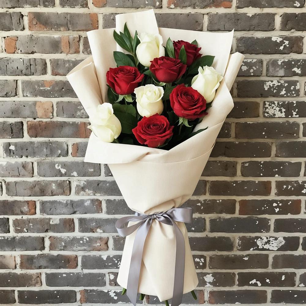 Букет цветов из: Розы в Дербентской