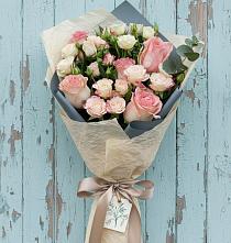 Букет цветов из:  Розы в Дербентской