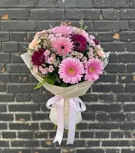 Букет цветов из:  Герберы и Хризантемы в Дербентской