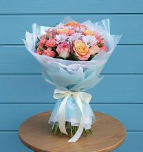 Букет цветов из:  Хризантемы и Розы в Дербентской