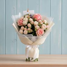 Букет цветов из:  Розы в Дербентской