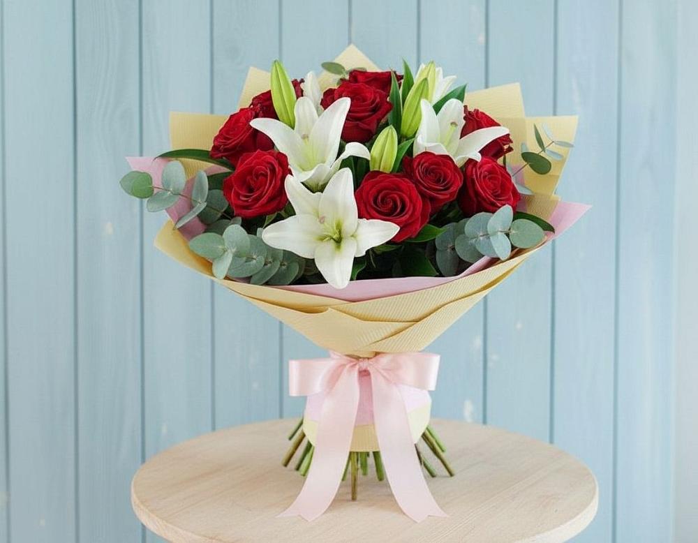 Букет цветов из: Лилии и Розы в Дербентской